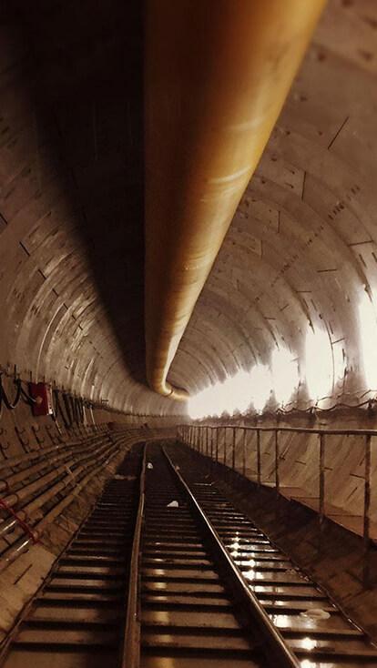 Metro tunnelling below <br> Hoogly River, Kolkata