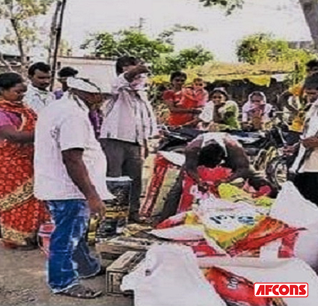 Food kits with a month's ration were distributed among 5,000 villagers at Wardha, Nagpur