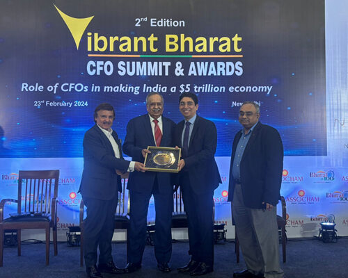 Mr Ramesh Jha wins Best CFO title 